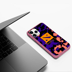 Чехол iPhone 11 Pro матовый DOTA 2 камуфляж, цвет: 3D-малиновый — фото 2