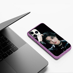 Чехол iPhone 11 Pro матовый Stray Kids Han Giant concept, цвет: 3D-фиолетовый — фото 2