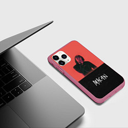 Чехол iPhone 11 Pro матовый Macan - Singer, цвет: 3D-малиновый — фото 2