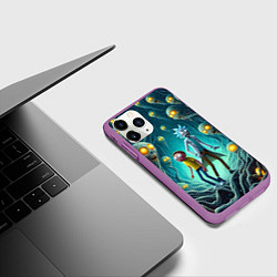 Чехол iPhone 11 Pro матовый Морти и Рик в пещере ужасов, цвет: 3D-фиолетовый — фото 2
