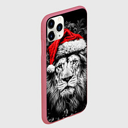 Чехол iPhone 11 Pro матовый Величественный лев в красной шапке Санты, цвет: 3D-малиновый — фото 2