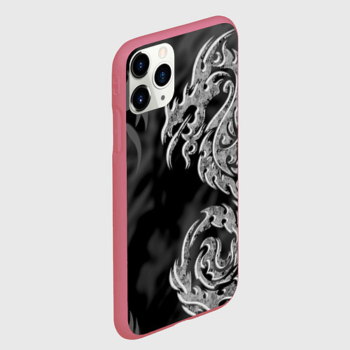 Чехол iPhone 11 Pro матовый Серый дракон трайбл / 3D-Малиновый – фото 2