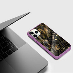 Чехол iPhone 11 Pro матовый Кожаный змеиный принт, цвет: 3D-фиолетовый — фото 2