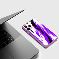Чехол iPhone 11 Pro матовый Вертикальные чёрно-белые линии на фиолетовом фоне, цвет: 3D-фиолетовый — фото 2