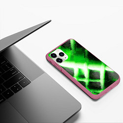 Чехол iPhone 11 Pro матовый Зелёная сеть на чёрном фоне, цвет: 3D-малиновый — фото 2