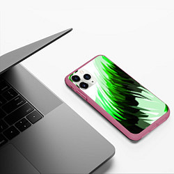 Чехол iPhone 11 Pro матовый Чёрно-зелёные острые полосы на белом фоне, цвет: 3D-малиновый — фото 2