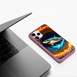 Чехол iPhone 11 Pro матовый Акула в огненом колодце, цвет: 3D-малиновый — фото 2