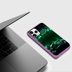 Чехол iPhone 11 Pro матовый Разбитая зеленая текстура из камней и стекла, цвет: 3D-фиолетовый — фото 2