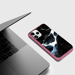 Чехол iPhone 11 Pro матовый Разлом плит в виде молнии, цвет: 3D-малиновый — фото 2