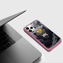 Чехол iPhone 11 Pro матовый Защитник славянских земель - медведь, цвет: 3D-малиновый — фото 2