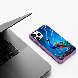 Чехол iPhone 11 Pro матовый Павлин и молния, цвет: 3D-фиолетовый — фото 2