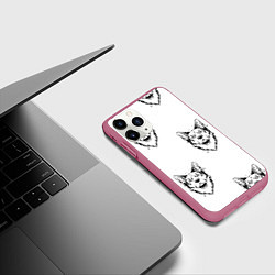 Чехол iPhone 11 Pro матовый Голова собаки, цвет: 3D-малиновый — фото 2