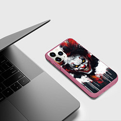 Чехол iPhone 11 Pro матовый Голова Джокера бело-черный стиль, цвет: 3D-малиновый — фото 2