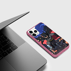 Чехол iPhone 11 Pro матовый Злой Бэтмен в полете, цвет: 3D-малиновый — фото 2
