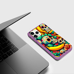 Чехол iPhone 11 Pro матовый Паттерн из черепов и бананов - нейроарт, цвет: 3D-фиолетовый — фото 2