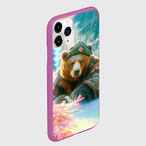 Чехол iPhone 11 Pro матовый Русский медведь военный в лесу / 3D-Фиолетовый – фото 2