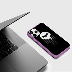 Чехол iPhone 11 Pro матовый Тень Готэма, цвет: 3D-фиолетовый — фото 2