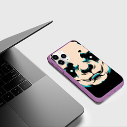 Чехол iPhone 11 Pro матовый Взгляд панды, цвет: 3D-фиолетовый — фото 2