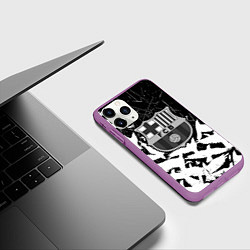 Чехол iPhone 11 Pro матовый Barcelona черно белые птицы, цвет: 3D-фиолетовый — фото 2