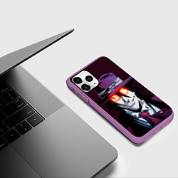 Чехол iPhone 11 Pro матовый Hellsing - Алукард, цвет: 3D-фиолетовый — фото 2