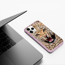 Чехол iPhone 11 Pro матовый Взгляд леопарда, цвет: 3D-розовый — фото 2