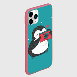 Чехол iPhone 11 Pro матовый Пингвин с фотоаппаратом, цвет: 3D-малиновый — фото 2