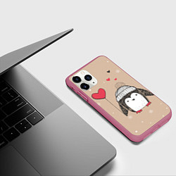 Чехол iPhone 11 Pro матовый Пингвин с шариком, цвет: 3D-малиновый — фото 2