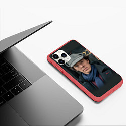 Чехол iPhone 11 Pro матовый Бенедикт Камбербэтч 4, цвет: 3D-красный — фото 2