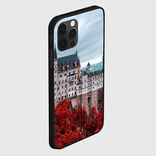 Чехол iPhone 12 Pro Max Замок в горах и красный лес / 3D-Черный – фото 2