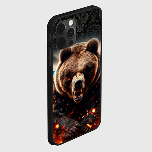 Чехол iPhone 12 Pro Max Русский медведь на фоне флага и огня / 3D-Черный – фото 2