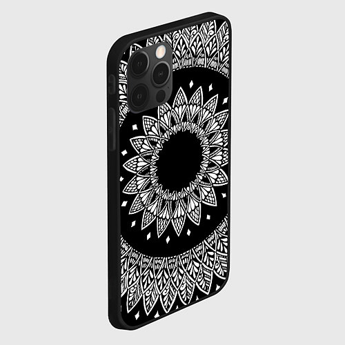 Чехол iPhone 12 Pro Max Мандала черно-белая с лепестками / 3D-Черный – фото 2
