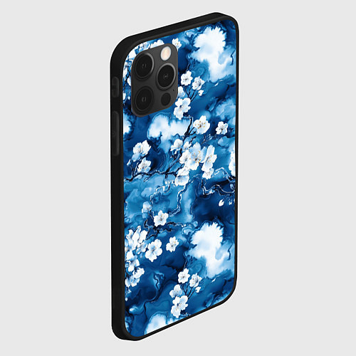Чехол iPhone 12 Pro Max Цветы белой сакуры - паттерн на синем фоне / 3D-Черный – фото 2