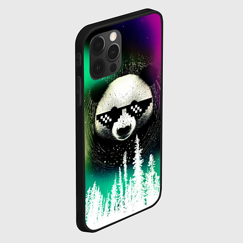 Чехол iPhone 12 Pro Панда в очках на фоне северного сияния и леса / 3D-Черный – фото 2