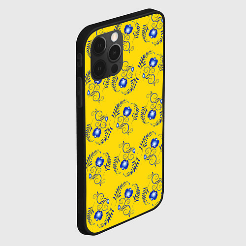 Чехол iPhone 12 Pro Узор - цветы гжель на желтом фоне / 3D-Черный – фото 2