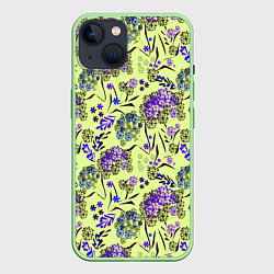 Чехол для iPhone 14 Фиолетовые цветы на зеленом фоне, цвет: 3D-салатовый