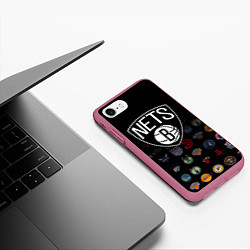 Чехол iPhone 7/8 матовый Brooklyn Nets 1, цвет: 3D-малиновый — фото 2