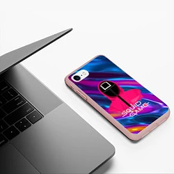 Чехол iPhone 7/8 матовый Игра в кальмара - переливающийся фон, цвет: 3D-светло-розовый — фото 2