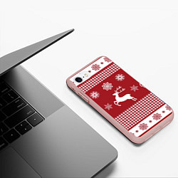 Чехол iPhone 7/8 матовый Узор с оленями, цвет: 3D-светло-розовый — фото 2