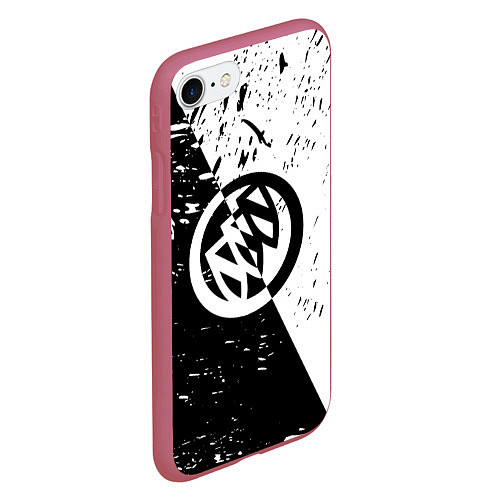 Чехол iPhone 7/8 матовый Buick Black and White Grunge / 3D-Малиновый – фото 2