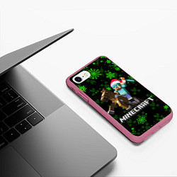 Чехол iPhone 7/8 матовый MINECRAFT НОВОГОДНИЙ КРИПЕРЫ, цвет: 3D-малиновый — фото 2