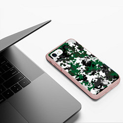 Чехол iPhone 7/8 матовый Зелено-черный камуфляж, цвет: 3D-светло-розовый — фото 2