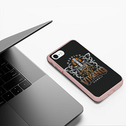 Чехол iPhone 7/8 матовый ВОИН ВИКИНГ, цвет: 3D-светло-розовый — фото 2