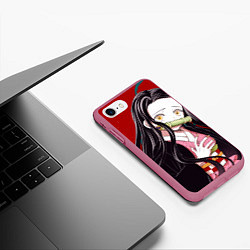 Чехол iPhone 7/8 матовый Клинок, рассекающий демонов Незуко Камадо, цвет: 3D-малиновый — фото 2