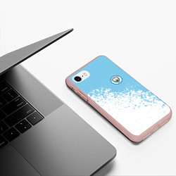 Чехол iPhone 7/8 матовый Manchester city белые брызги на голубом фоне, цвет: 3D-светло-розовый — фото 2