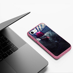 Чехол iPhone 7/8 матовый Опасный человек-бензопила, цвет: 3D-малиновый — фото 2