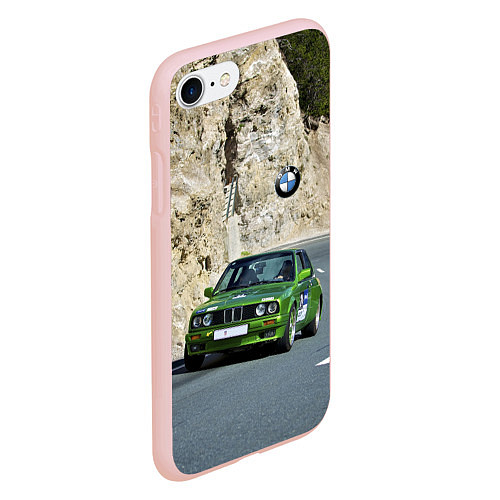Чехол iPhone 7/8 матовый Зелёная бэха на горной дороге / 3D-Светло-розовый – фото 2