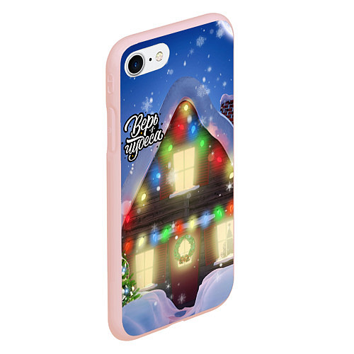 Чехол iPhone 7/8 матовый Праздничный новогодний дом с гирляндами / 3D-Светло-розовый – фото 2