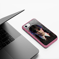 Чехол iPhone 7/8 матовый Wednesday glitch effect, цвет: 3D-малиновый — фото 2