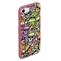 Чехол iPhone 7/8 матовый Разноцветные черепа с короной паттерн, цвет: 3D-малиновый — фото 2