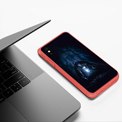 Чехол iPhone XS Max матовый Странник в лесу, цвет: 3D-красный — фото 2